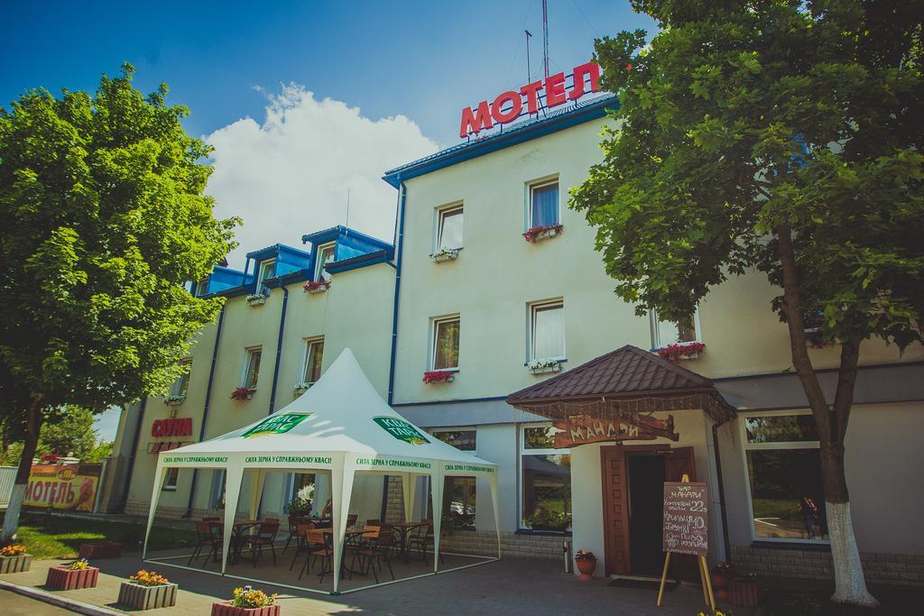 Formula 1 Motel Ivano-Frankivsk Kamer foto