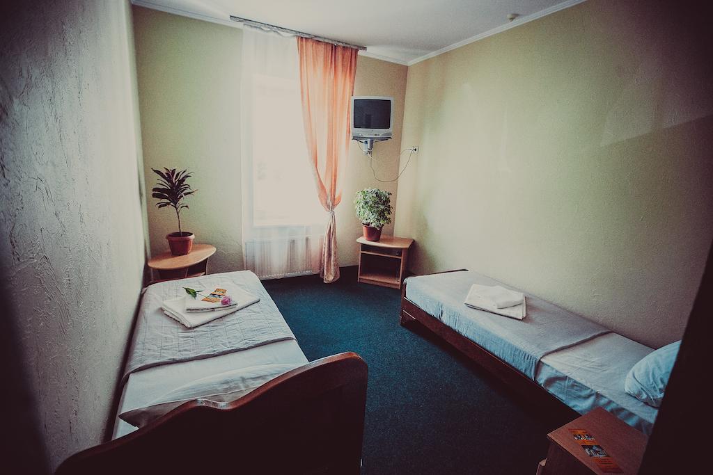 Formula 1 Motel Ivano-Frankivsk Kamer foto