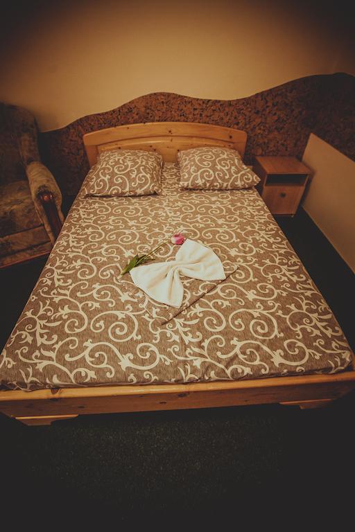 Formula 1 Motel Ivano-Frankivsk Kamer foto